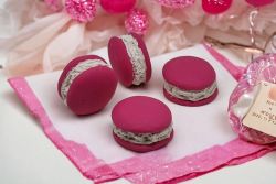  4 darabos csomag kermia Macaron dekorcikhoz, 3,5cmx2cm: magenta